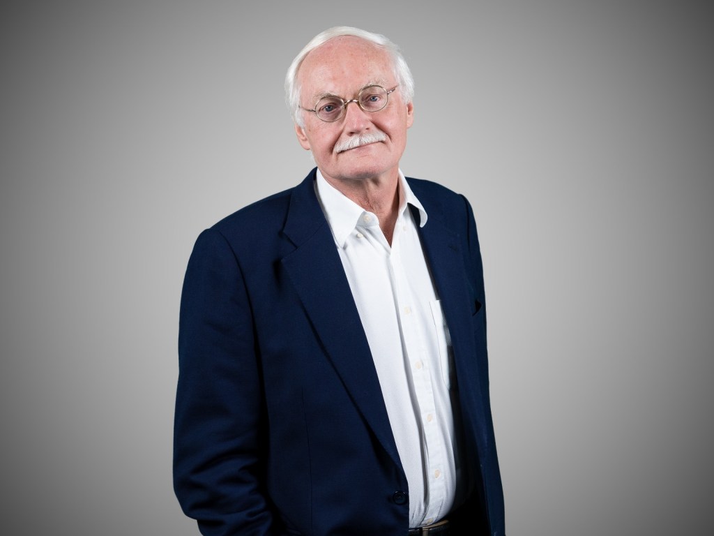 Prof Maurits